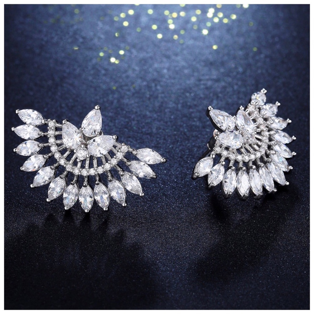 Swarovski Crystals The Coretta Earrings S4 - Picture 2 of 3